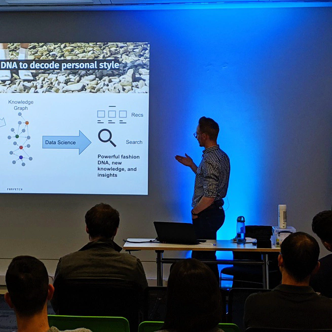 Knowledge Graphs and AI to Hyper-Personalise the Fashion Retail Experience at Farfetch